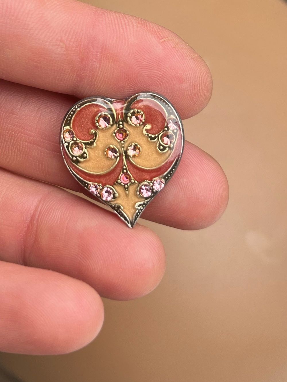Catherine Popesco Pink and Gold Heart Filigree Brooch